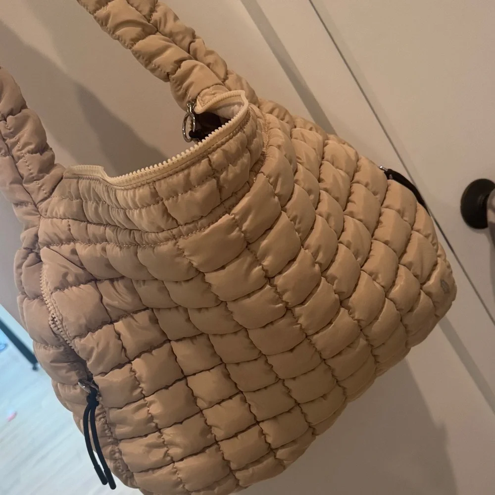 Free People Movement Bag - Picture 2 of 2